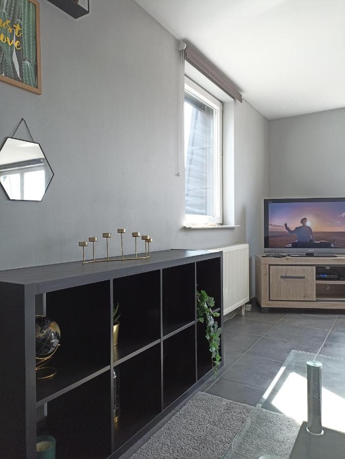 Loft paisible sur les hauteurs du centre ville Spa Extérieur photo